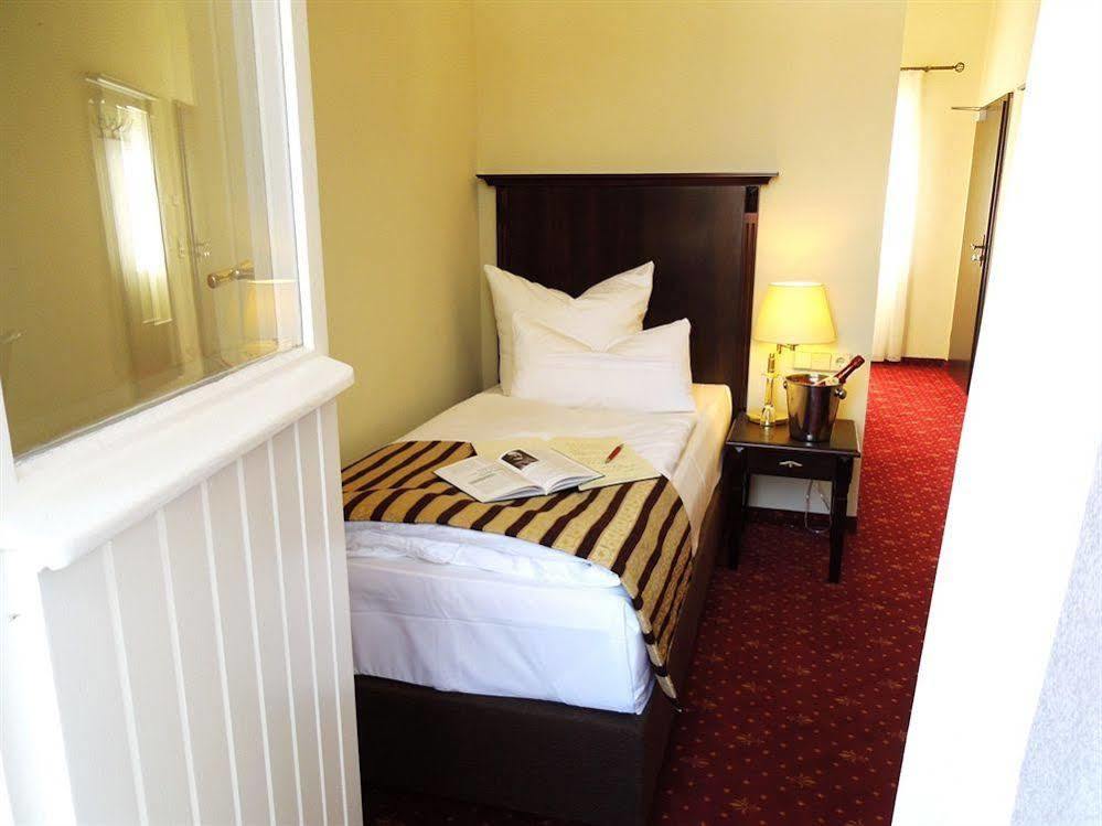 Hotel Mutiger Ritter Bad Kosen Dış mekan fotoğraf